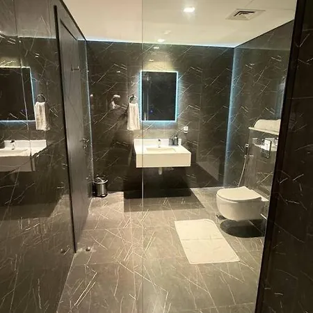 Luxurious Private Pool Apartment Dubai Exterior photo