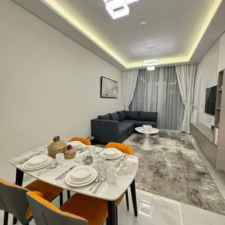 Luxurious Private Pool Apartment Dubai Exterior photo