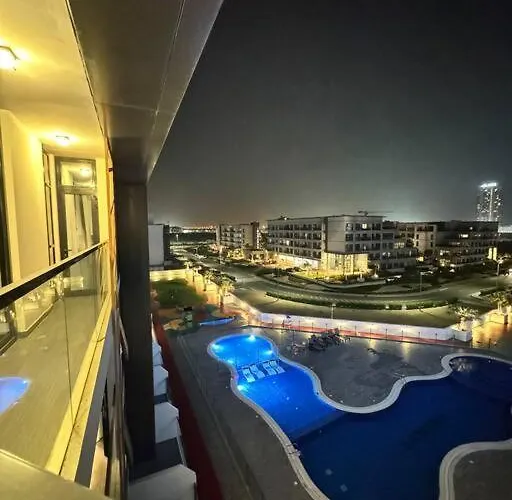 Luxurious Private Pool Apartment